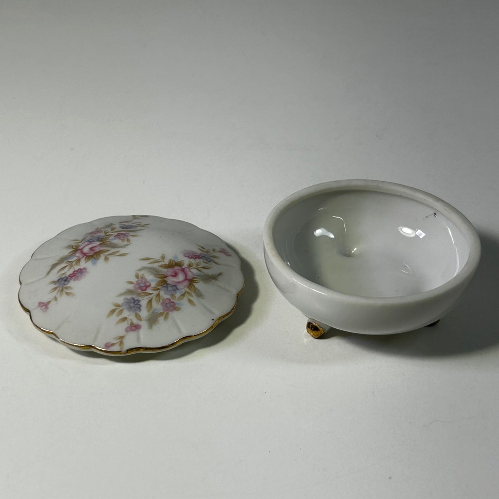 Vintage Floral Porcelain Trinket Box Gold Trim Footed Round Jewelry Dish 7055 - Picture 3 of 9
